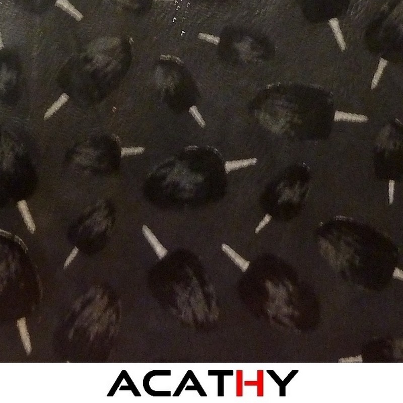 Morceau de croûte de cuir vachette fantaisie noir 10 cm x 15 cm